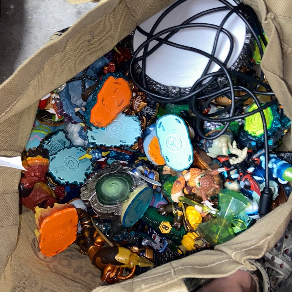A huge lot of Skylanders